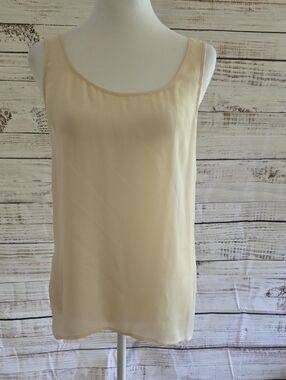 Emanuel Ungaro Cream  100% Silk Tank Top Sz4